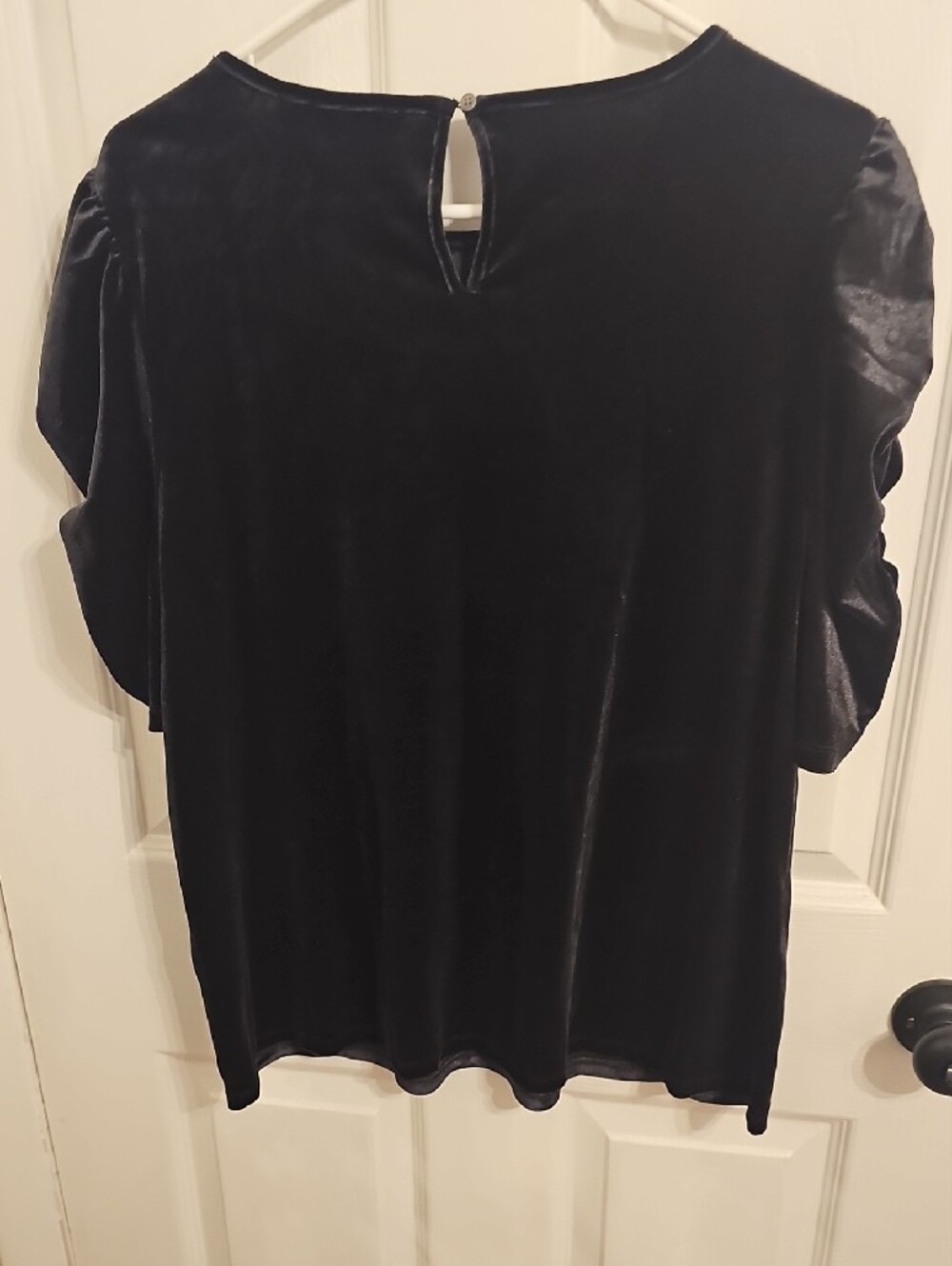 LOFT Black Velvet Puff Sleeve Blouse - Picture 5 of 6